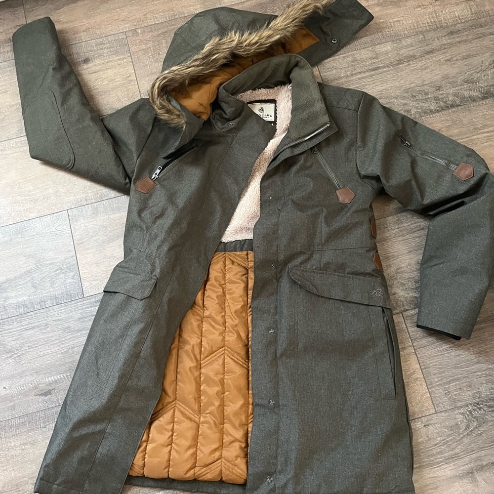 Legendary Whitetails Women's Water Resistant Anchorage Parka